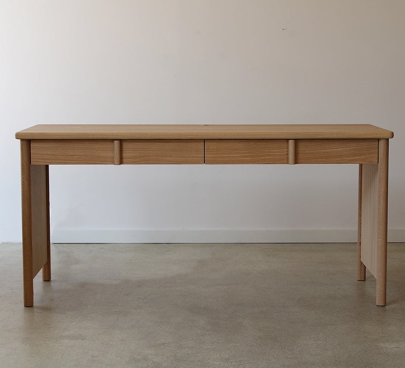 Anton Desk